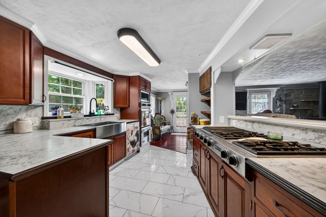 4869 Slans Island Road, Hollywood, SC 29449