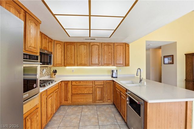 4380 Flowerdale Court, Las Vegas, NV 89103