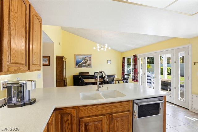 4380 Flowerdale Court, Las Vegas, NV 89103