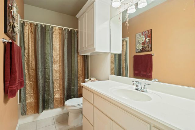 310 Sapphire Drive, College Station, TX 77845