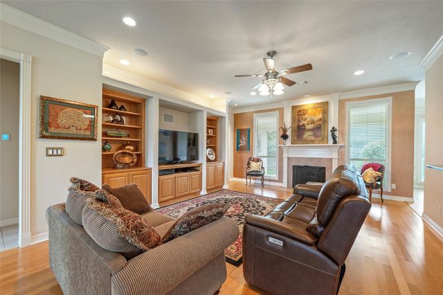 310 Sapphire Drive, College Station, TX 77845