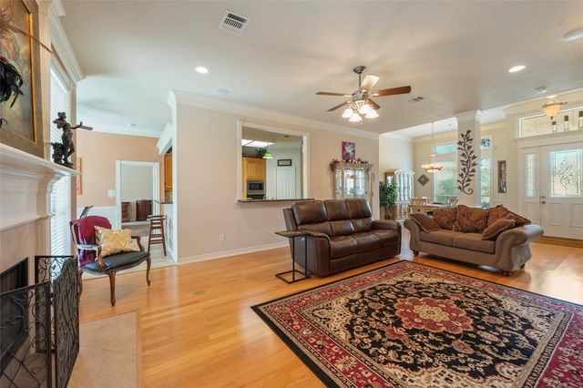 310 Sapphire Drive, College Station, TX 77845