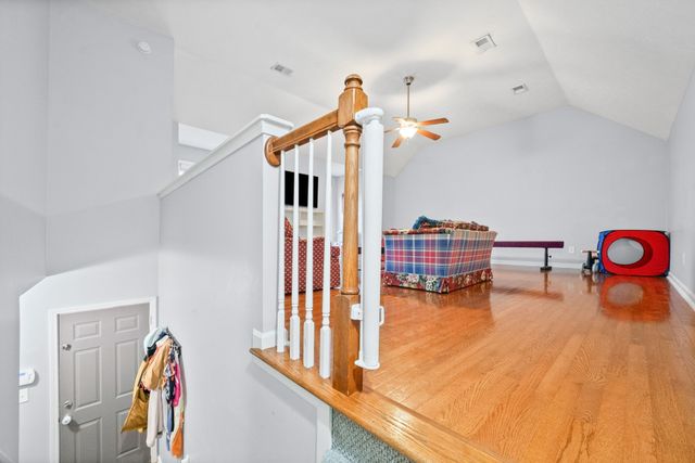 3459 Hickory Glen Dr, Clarksville, TN 37040