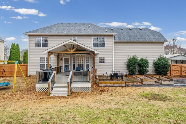 3459 Hickory Glen Dr, Clarksville, TN 37040