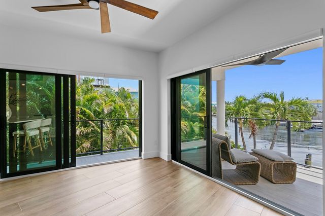 201 N HARBOR DRIVE, Holmes Beach, FL 34217