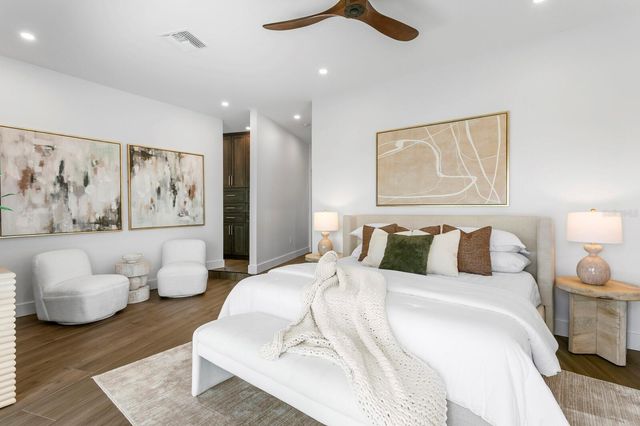 201 N HARBOR DRIVE, Holmes Beach, FL 34217