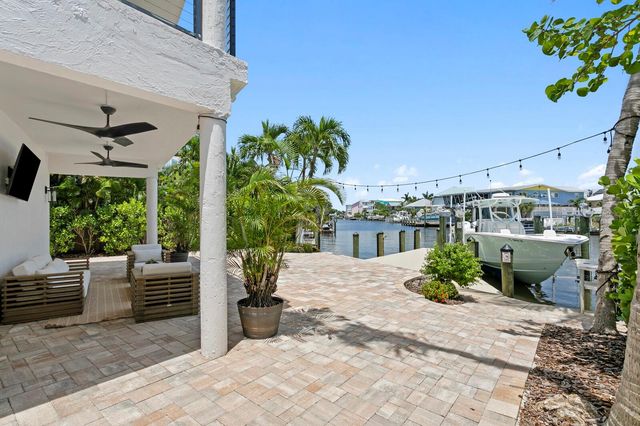201 N HARBOR DRIVE, Holmes Beach, FL 34217