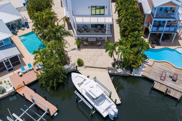 201 N HARBOR DRIVE, Holmes Beach, FL 34217