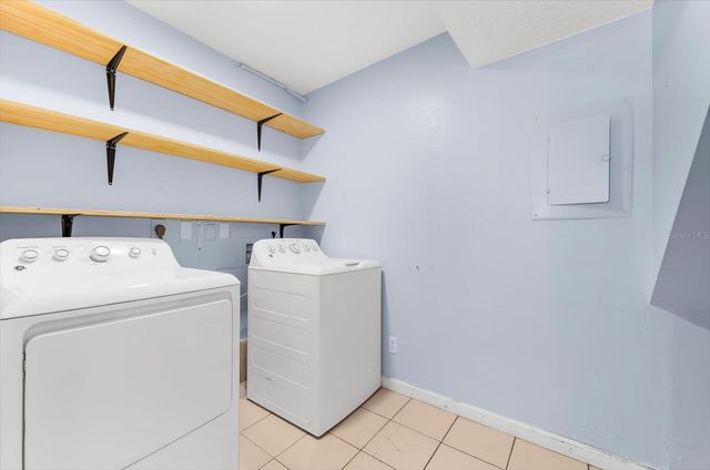 4001 BENEVA ROAD 346, Sarasota, FL 34233