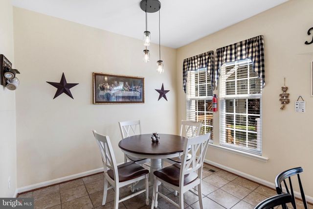 18 SCHOLARSHIP LN, Martinsburg, WV 25404