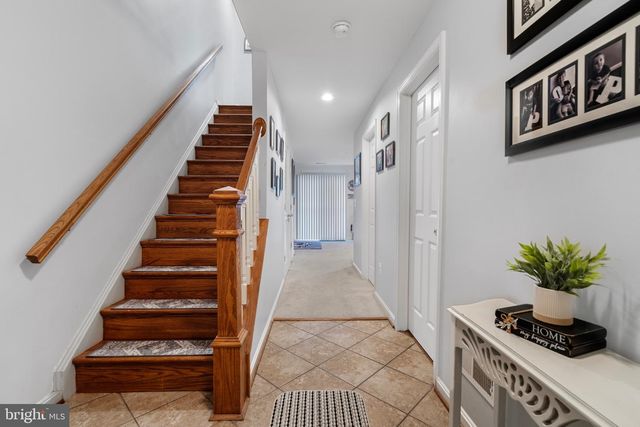 18 SCHOLARSHIP LN, Martinsburg, WV 25404