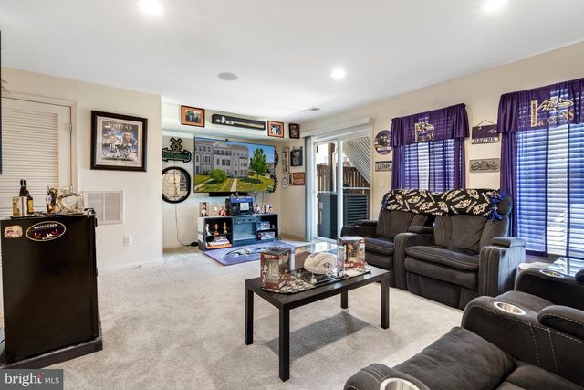 18 SCHOLARSHIP LN, Martinsburg, WV 25404