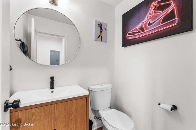 3135H Bushmill Park, Louisville, KY 40241