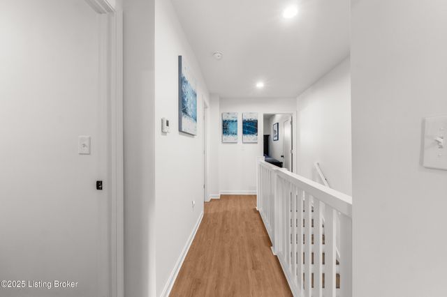 3135H Bushmill Park, Louisville, KY 40241