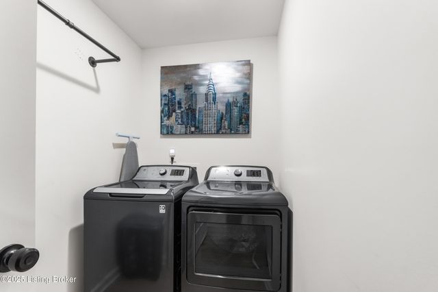 3135H Bushmill Park, Louisville, KY 40241