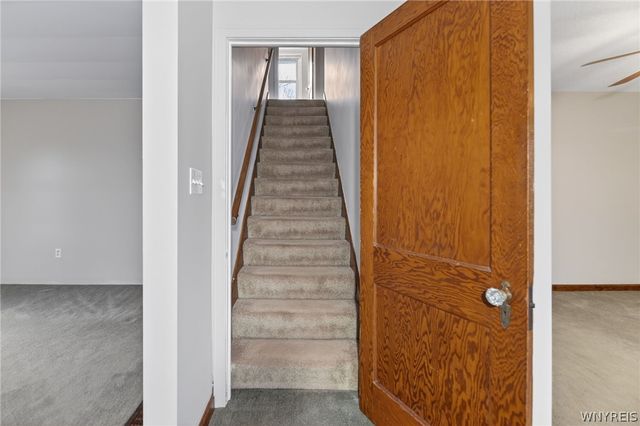 2115 Lockport Road, Wheatfield, NY 14304