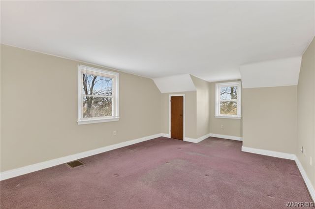 2115 Lockport Road, Wheatfield, NY 14304