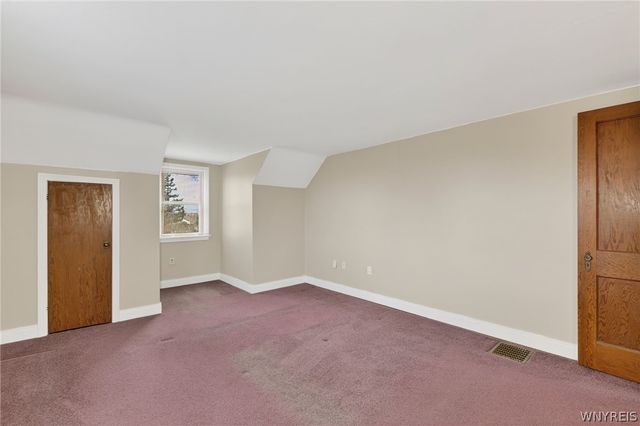 2115 Lockport Road, Wheatfield, NY 14304