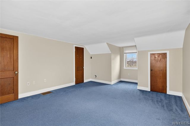 2115 Lockport Road, Wheatfield, NY 14304