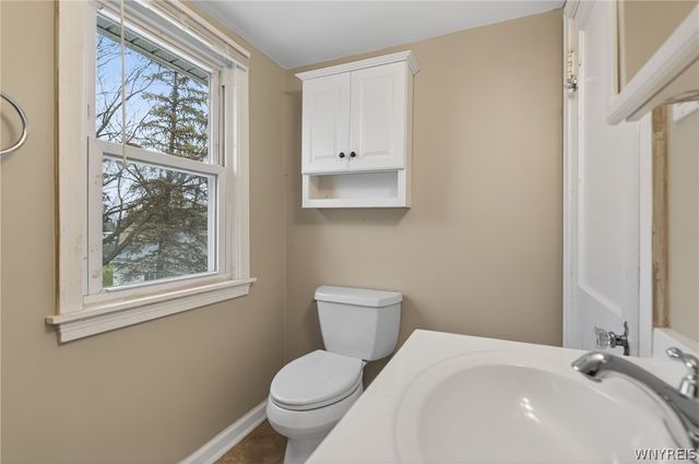 2115 Lockport Road, Wheatfield, NY 14304