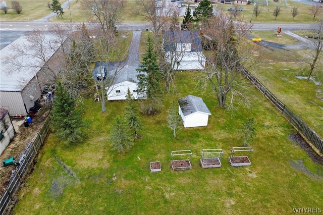 2115 Lockport Road, Wheatfield, NY 14304