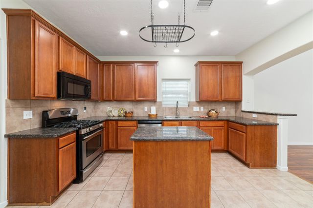 14007 Mohave Way Drive, Cypress, TX 77429