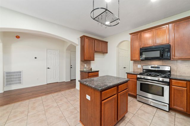14007 Mohave Way Drive, Cypress, TX 77429