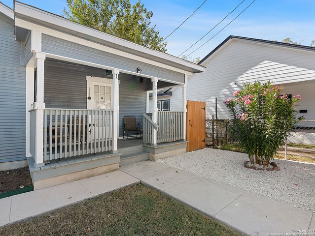 206 Rigsby, San Antonio, TX 78210