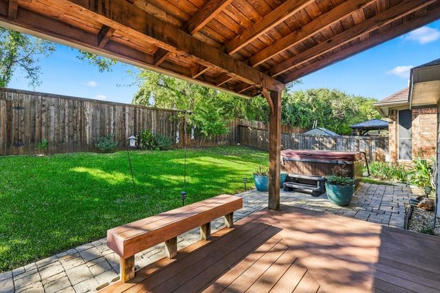 103 Deerpath Road, Hickory Creek, TX 75065