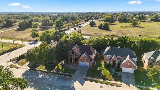 103 Deerpath Road, Hickory Creek, TX 75065