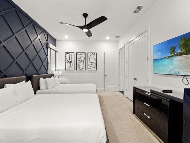 2021 OAK CREEK LOOP, Davenport, FL 33837