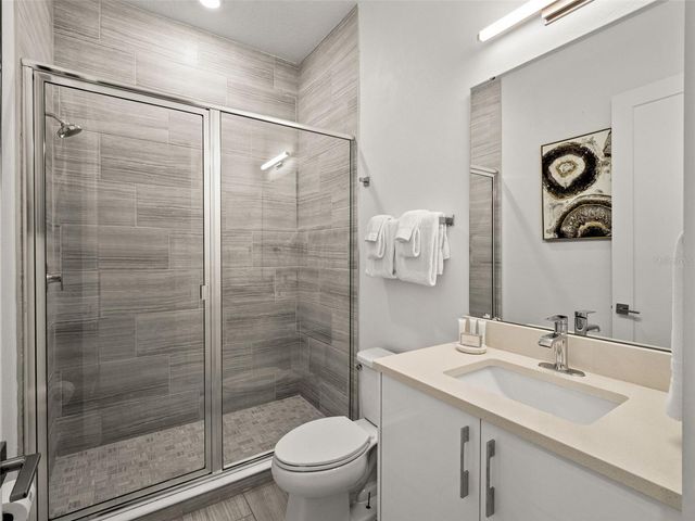 2021 OAK CREEK LOOP, Davenport, FL 33837