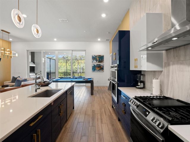 2021 OAK CREEK LOOP, Davenport, FL 33837