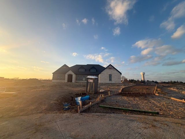 1002 Webb Court, Van Alstyne, TX 75495