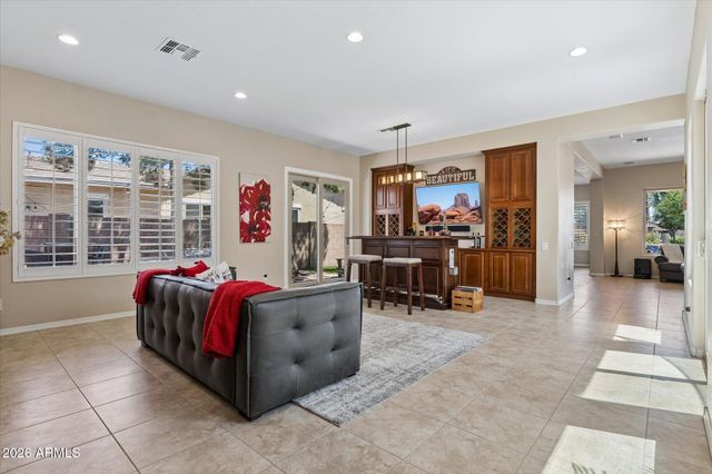 837 E Torrey Pines Place, Chandler, AZ 85249