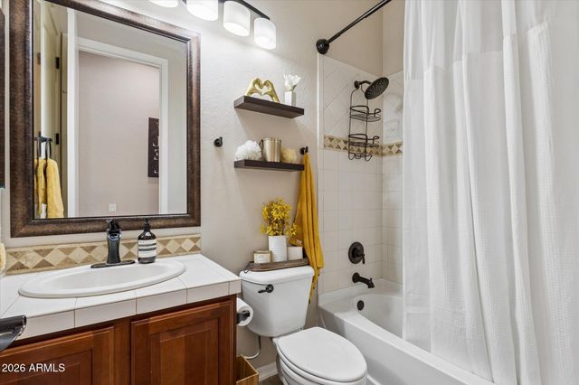837 E Torrey Pines Place, Chandler, AZ 85249