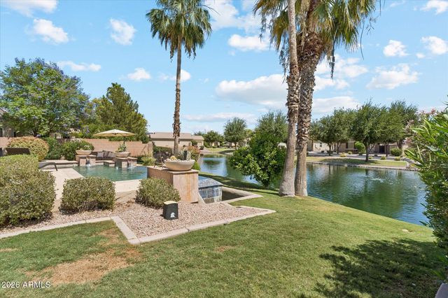 837 E Torrey Pines Place, Chandler, AZ 85249