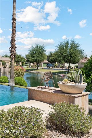 837 E Torrey Pines Place, Chandler, AZ 85249