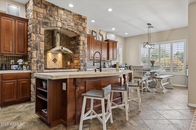 837 E Torrey Pines Place, Chandler, AZ 85249