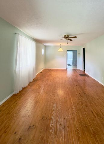 13 Sanderlin Drive, Corbin, KY 40701