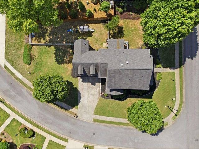 7306 Rocking Chair Lane, Hoschton, GA 30548