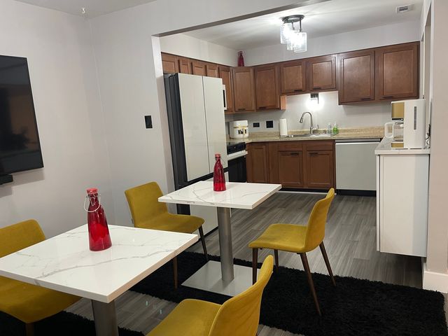 22453 Pleasant Drive 13, Richton Park, IL 60471