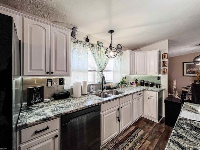 37130 Stone Way, Lenox, MI 48048