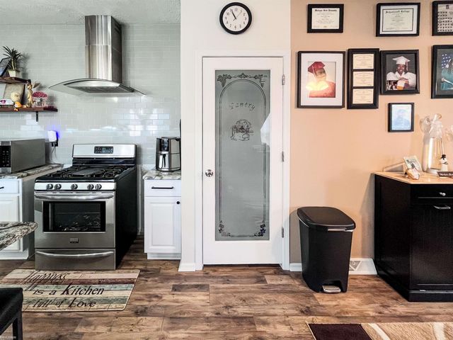 37130 Stone Way, Lenox, MI 48048