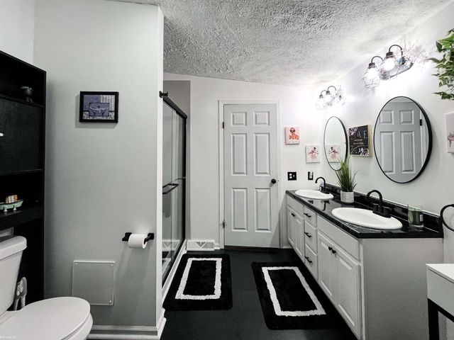 37130 Stone Way, Lenox, MI 48048