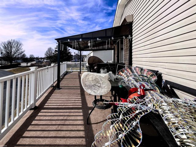 37130 Stone Way, Lenox, MI 48048