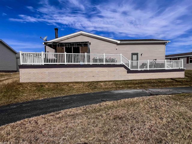 37130 Stone Way, Lenox, MI 48048