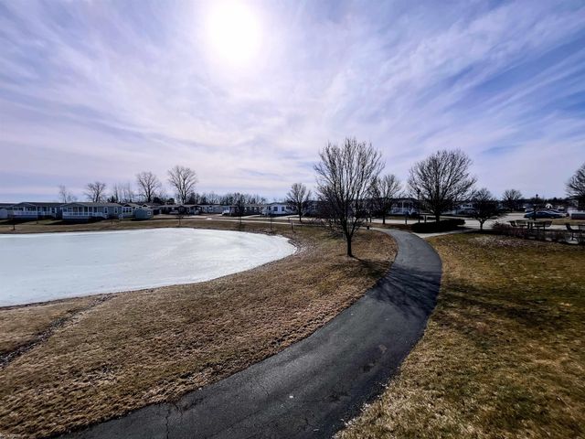 37130 Stone Way, Lenox, MI 48048