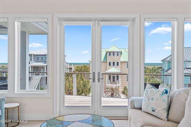 415 Oceana Way, Carolina Beach, NC 28428
