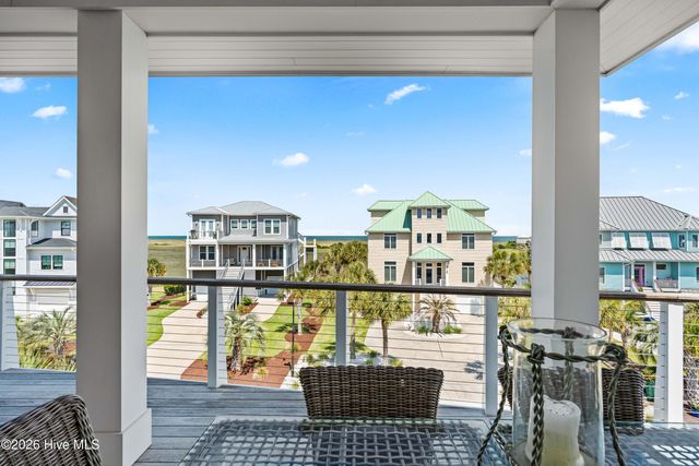 415 Oceana Way, Carolina Beach, NC 28428